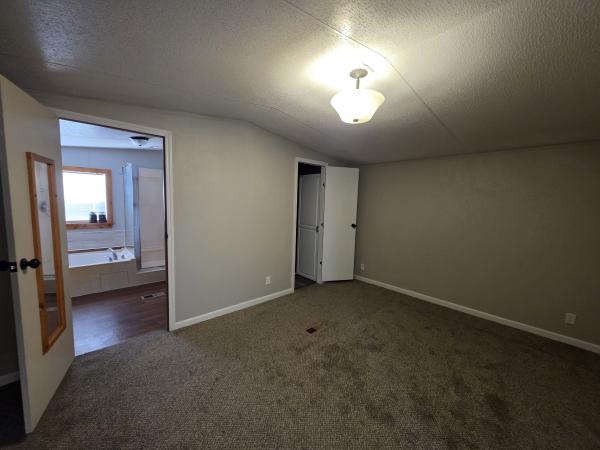 2003 Clayton Mobile Home