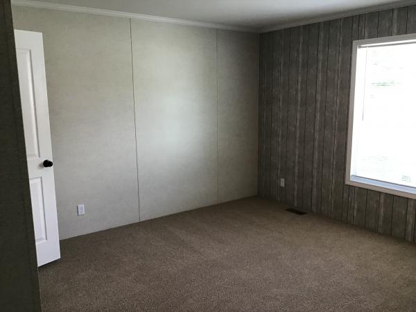 2023 Clayton 81RSH16602B Mobile Home