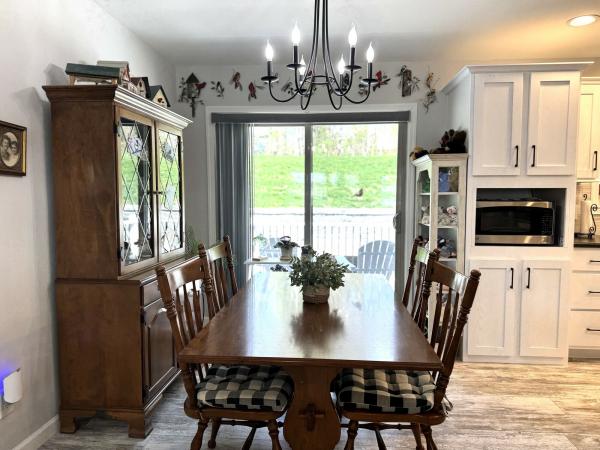 2023 COMMODORE HOMES PA 3AS184P Mobile Home