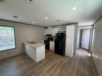 Photo 4 of 24 of home located at 156 Lakeside Garden Circle Lake Wales, FL 33859
