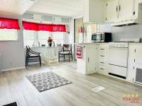 1982 LEDG  Home