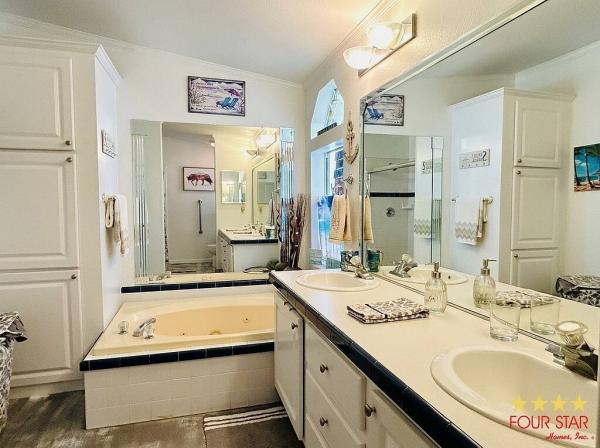 2000 PALM   Home