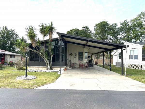 Photo 1 of 2 of home located at 36420 Century Dr Zephyrhills, FL 33541
