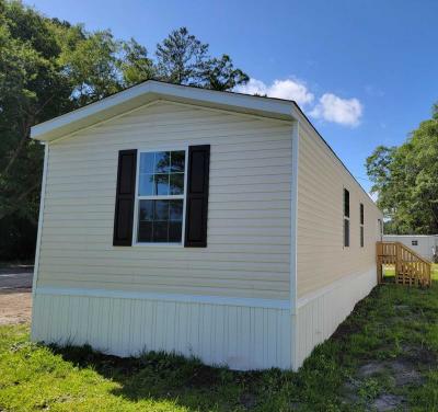 Photo 2 of 8 of home located at 127 Hubert Blvd Hubert, NC 28539