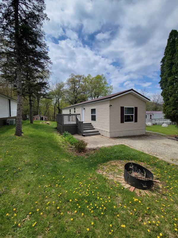 Photo 1 of 2 of home located at W9345 Co Rd V Poynette, WI 53955
