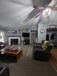 1988 Brookwood Manufactured Home