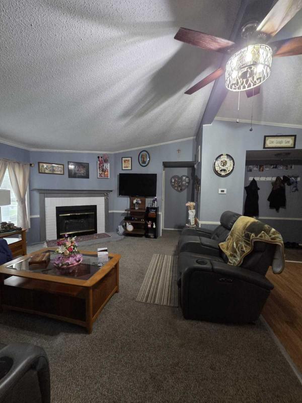 1988 Brookwood Manufactured Home