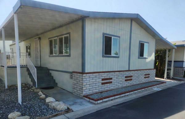 1998 Champion Home Builders Mobile Home For Sale
