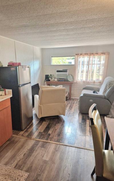 Photo 5 of 9 of home located at 730 14th St NW Largo, FL 33770