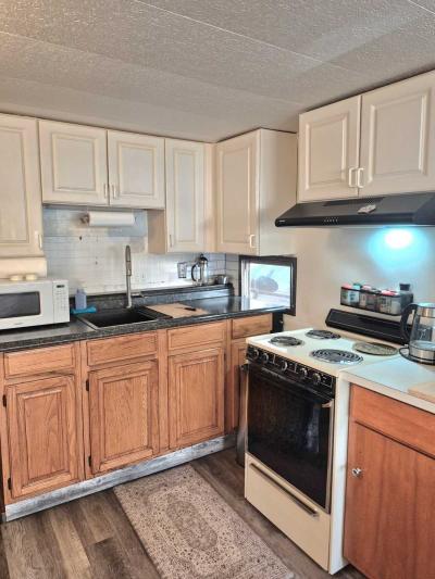Photo 3 of 9 of home located at 730 14th St NW Largo, FL 33770