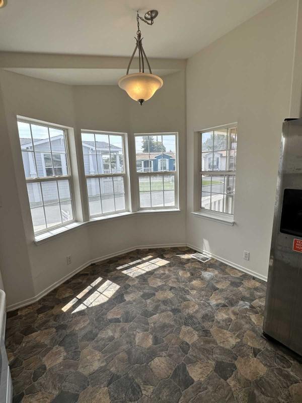 2005 Silvercrest The Advantage Manufactured Home