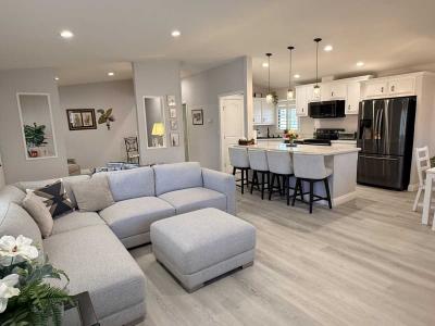 Photo 5 of 29 of home located at 155 Codyerin Dr Henderson, NV 89074