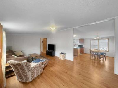 Photo 5 of 31 of home located at 8519 Barkwood Circle Fenton, MI 48430
