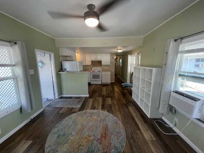 Photo 4 of 5 of home located at 4300 East Bay Dr. Site 419 Clearwater, FL 33764