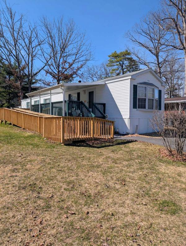 1997 Pine Grove Mobile Home For Sale