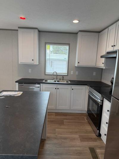Photo 3 of 11 of home located at 1166 Lafayette Rd Lot E6 Medina, OH 44256