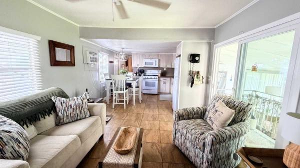 Photo 1 of 2 of home located at 19900 NW 37th Avenue Miami Gardens, FL 33056