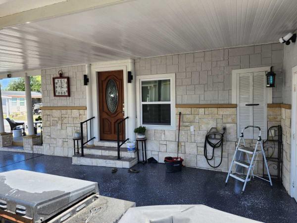 Photo 1 of 2 of home located at 10910 Juarez Dr Riverview, FL 33569