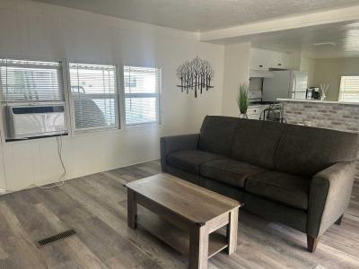Photo 5 of 20 of home located at 4001 E. Blacklidge Dr #31 Tucson, AZ 85712