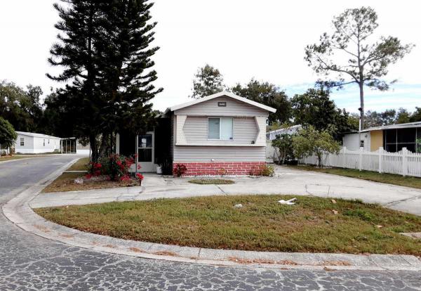 Photo 1 of 2 of home located at 9533 Clubhouse Lane Tampa, FL 33635