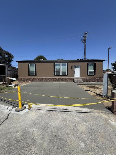 Mobile Home at 25000 Hawkbryn Ave Newhall, CA 91321