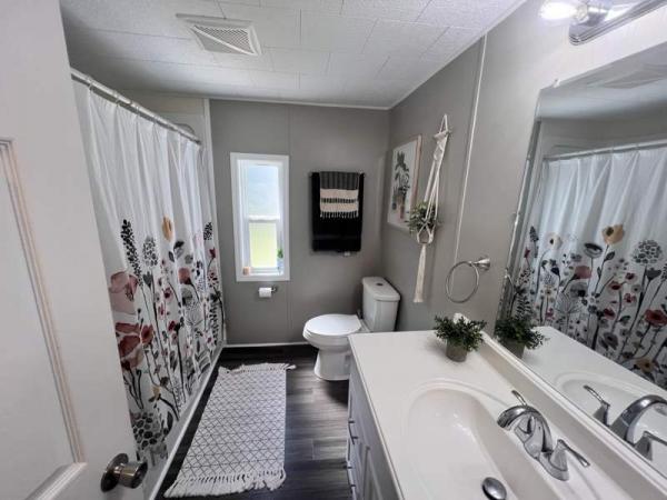 1974 IMPE Manufactured Home
