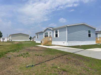 Mobile Home at 7204 East Grand River Ave Lot 427 Portland, MI 48875