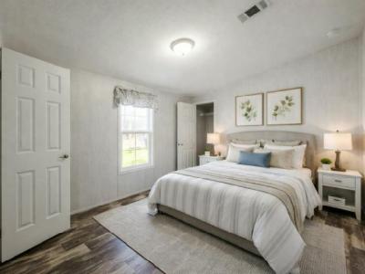 Photo 4 of 26 of home located at 3323 NE 14th St Lot A24 Ocala, FL 34470