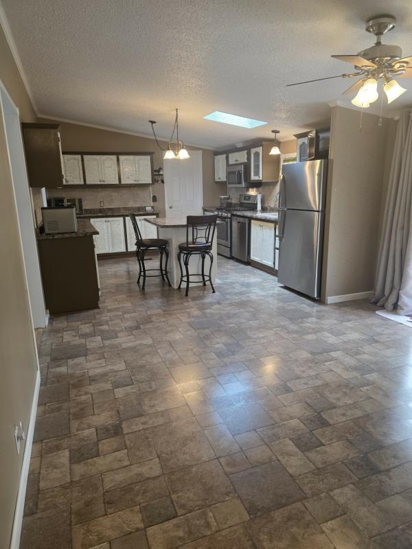 1998 Four Seasons Four Seasons Mobile Home
