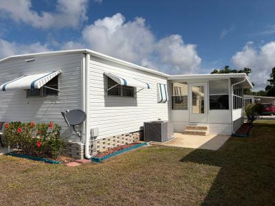 Photo 2 of 3 of home located at 3110 Saralake Blvd. Sarasota, FL 34239