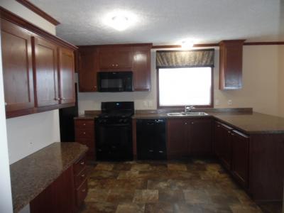 Mobile Home at 29175 Hazelwood Flat Rock, MI 48134