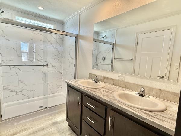 2024 Skyline LH28761 Mobile Home