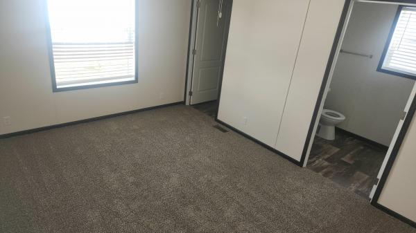 2019 Clayton Homes Inc Steal Mobile Home