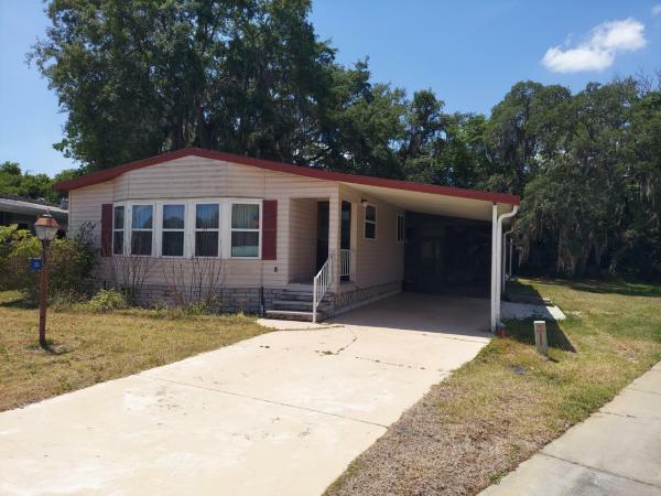 Photo 1 of 2 of home located at 23 Buccaneer Court Leesburg, FL 34788