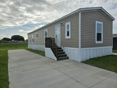 Mobile Home at 64 Stebbins Drive Winter Haven, FL 33884