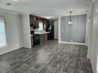 2022 Live Oak Homes L-5562E-OAK Manufactured Home