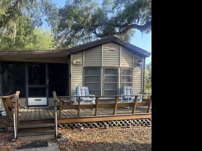 Mobile Home at 10422 Captain Hook Circle Thonotosassa, FL 33592