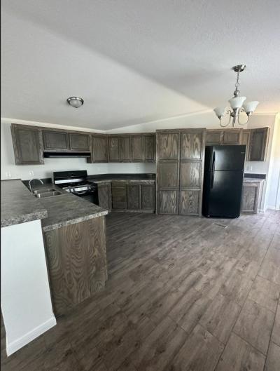 Mobile Home at 5727 N. Plaza Drive Lot Pd5727 Kansas City, MO 64118