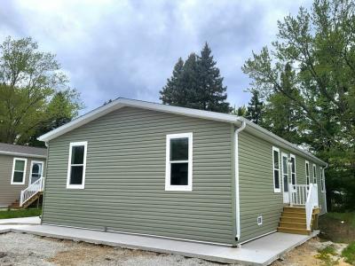 Photo 5 of 20 of home located at 7801 88th Ave Lot 85 Pleasant Prairie, WI 53158