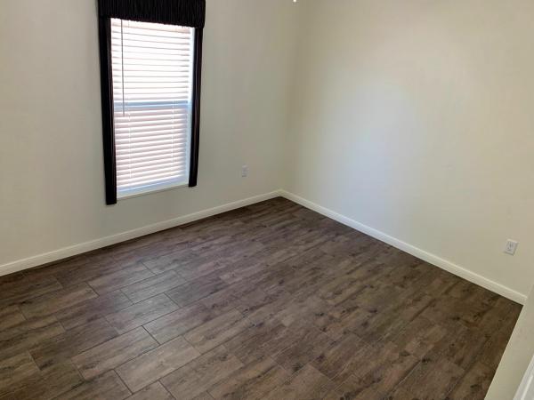 2020 Elliott Mobile Homes Solitaire Mobile Home