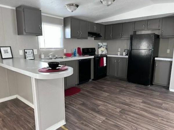 2001 Clayton Homes Inc Cheyenne Mobile Home