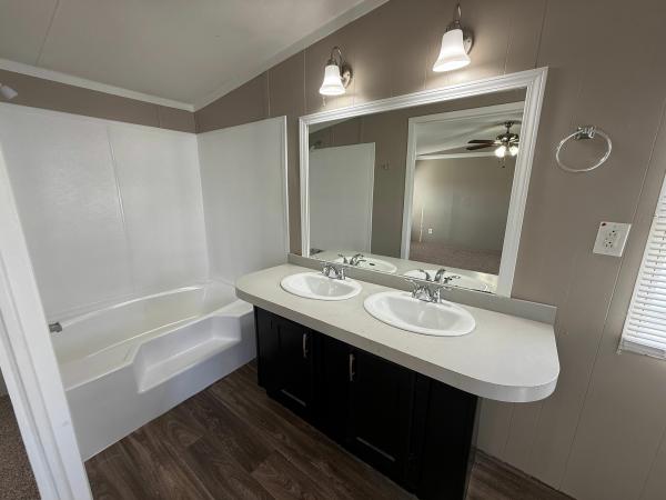1995 Clayton Homes Inc Community Series Mobile Home