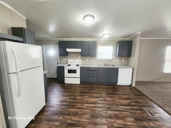 2004 Fleetwood Mobile Home For Sale
