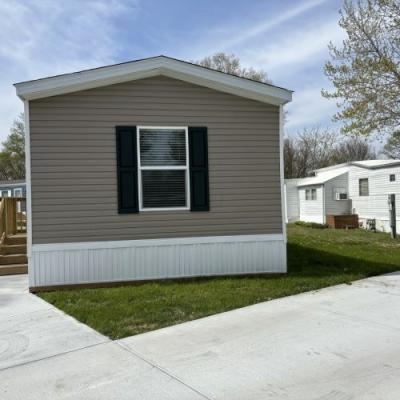 Photo 2 of 25 of home located at 2800 West Memorial Drive #0090 Muncie, IN 47302