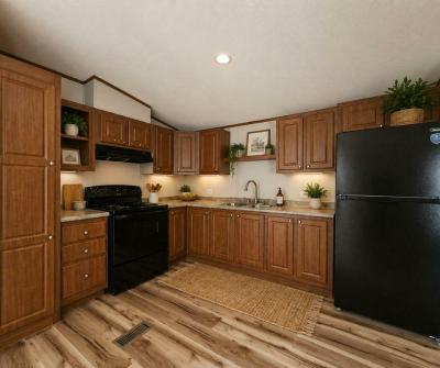 Photo 3 of 16 of home located at 6280 Hamilton Dr. #14 Fort Myers, FL 33905