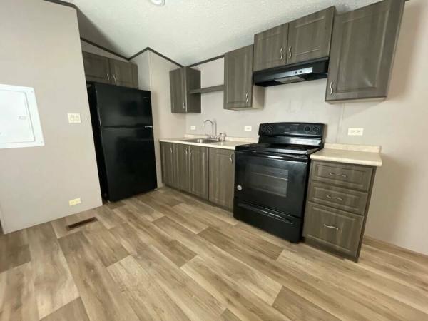 2022 S124411AA  Home