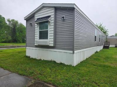 Mobile Home at 2000 Driftwood Street Middletown, OH 45042