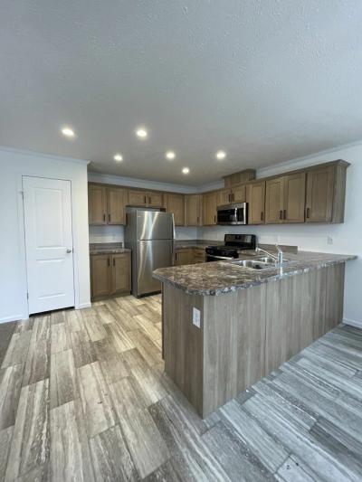 Mobile Home at 10503 Bayonne Crt Lot 57 Fair Haven, MI 48023