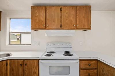 Photo 4 of 14 of home located at 280 Colleen Mandan, ND 58554