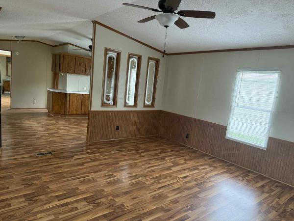 1999 Clayton Homes Inc Community Series Mobile Home